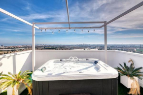beautiful villa private pool & Jacuzzi with panoramic views